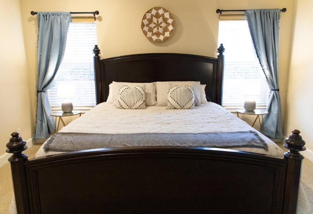 Sunserra Villa! Movie Room, Family Friendly, Bbqs, Pools, Free Golf! Quincy Exterior photo
