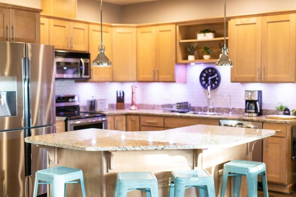 Sunserra Villa! Movie Room, Family Friendly, Bbqs, Pools, Free Golf! Quincy Exterior photo